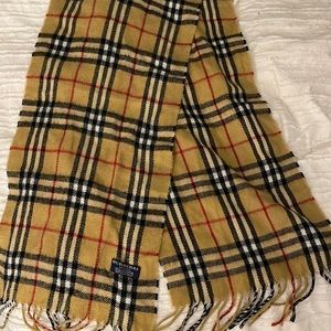 Burberry Lamswool Scarf